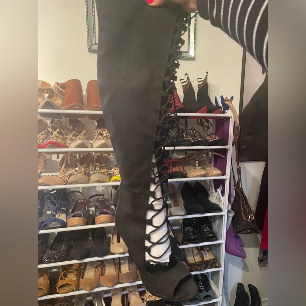 Heel boots